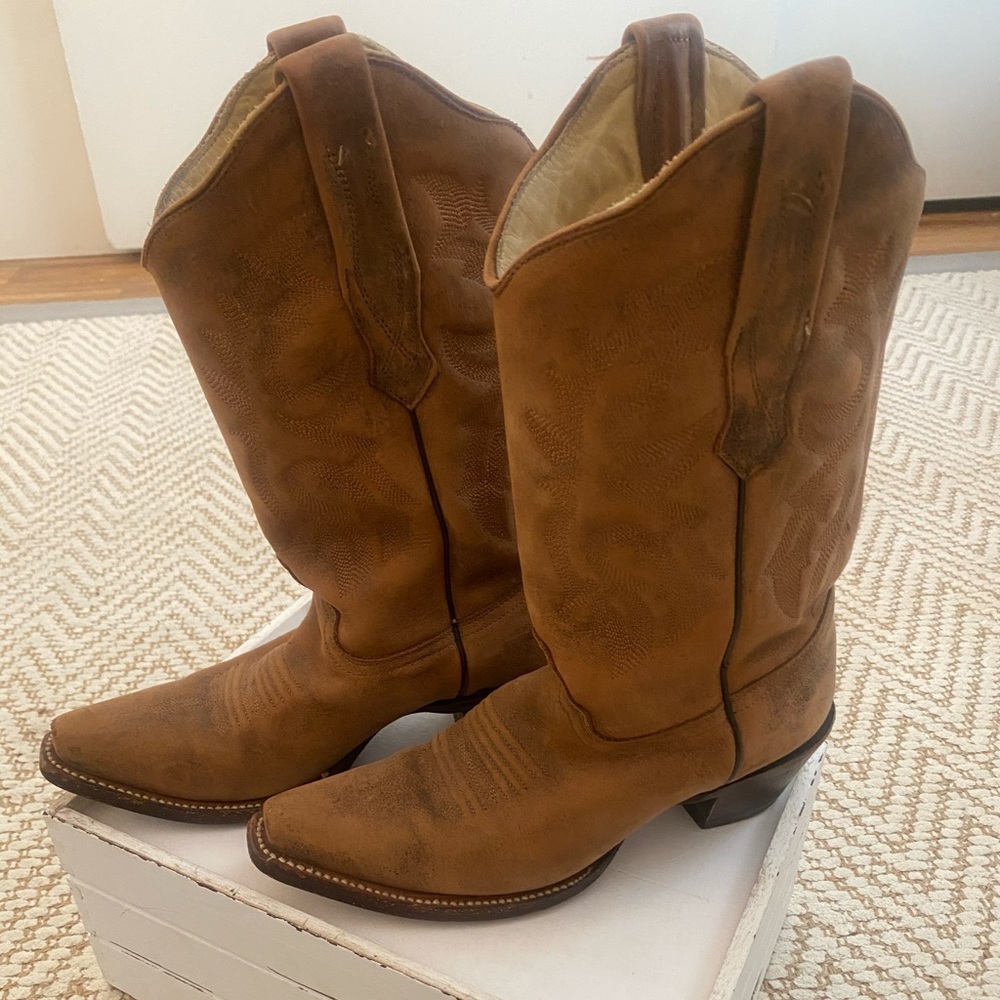Girls cowboy boots